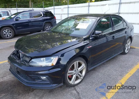 2017 Volkswagen Jetta Gli z USA, uszkodzony, nr VIN 3VW4T7AJ3HM403596